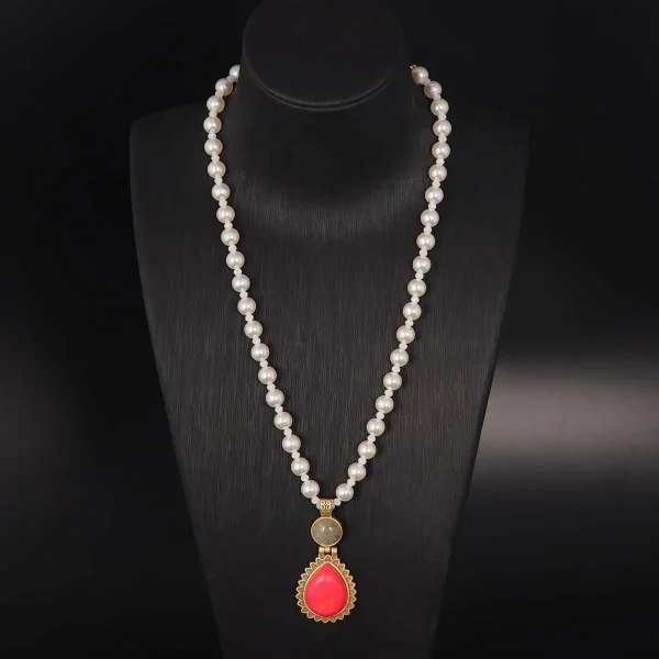 Vintage Red Natural Stone and White Colored Glaze Necklace