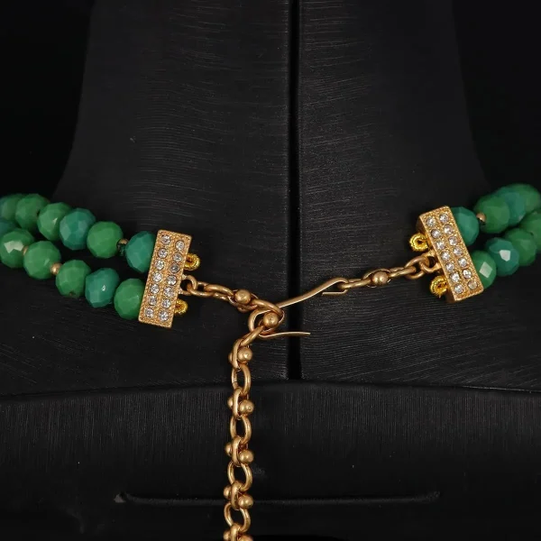 Green Colored Glass Vintage Pendant Necklace