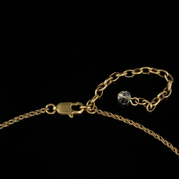 Vintage - Style Floral Pendant Necklace