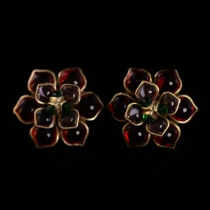Regal Vintage - style Gilt - Copper Conch Shell Earrings