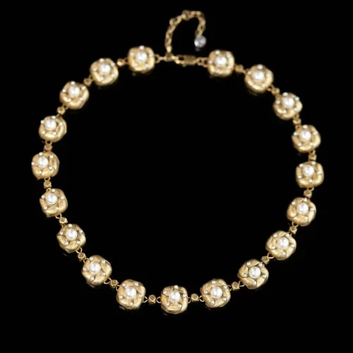 Vintage Flower - Pearl Inlaid Necklace